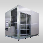 スパイラルフリーザー 外観｜縦型スパイラル構造による業務用急速冷凍機 KOGASUN製