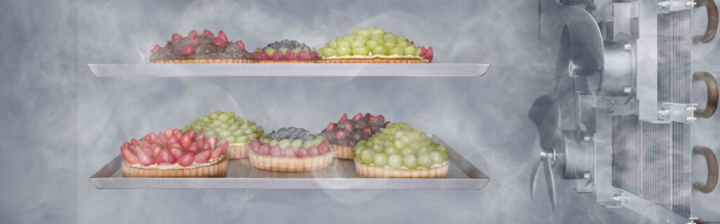 3Dフリーザーで急速冷凍されるフルーツタルト|高湿度冷気が均一に循環する庫内の様子