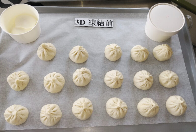 トレーに並べられた小籠包