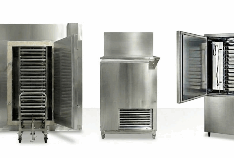 色んな急速冷凍機が並んでいる写真