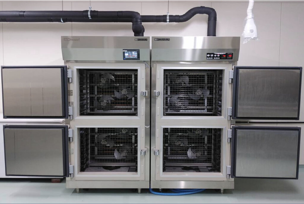 横並びに設置された急速冷凍機