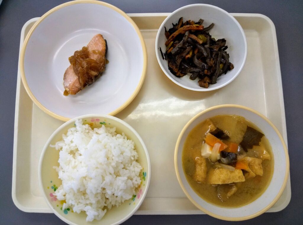 とある日の学校給食