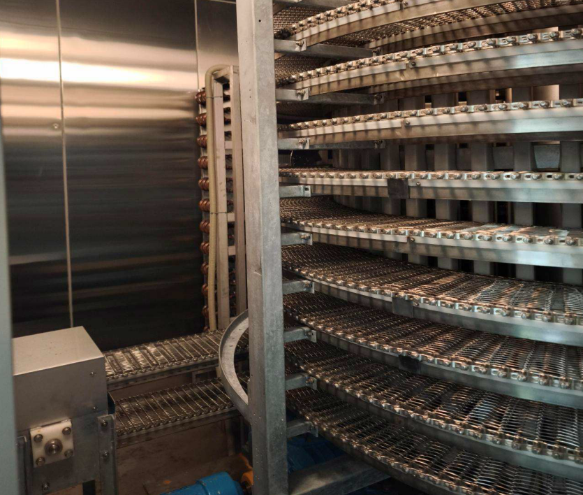 スパイラルフリーザー内部構造